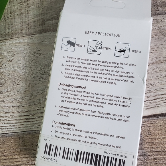 Blue Smudge Gold Glitter Press-on Nails - Picture 6 of 8